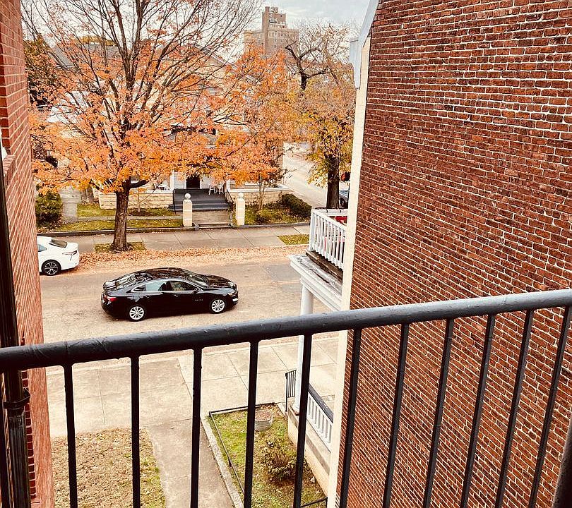 1st image of 2603 Park Ave APT 06