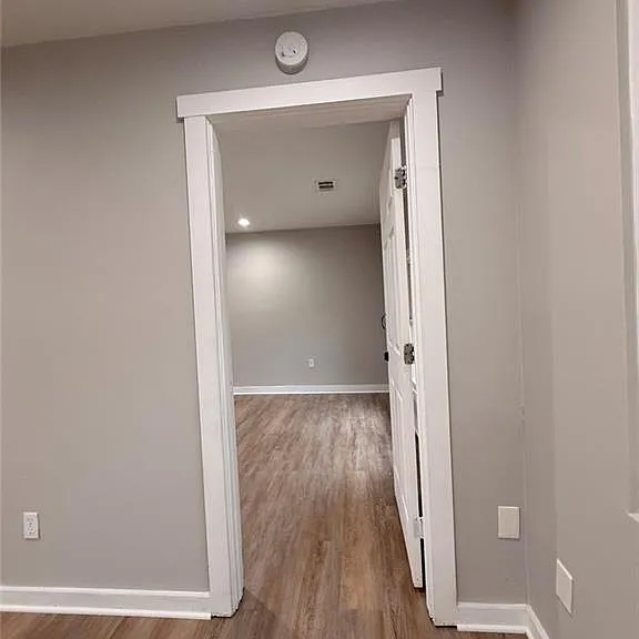 657 Robert E Lee Pkwy — Photo 14