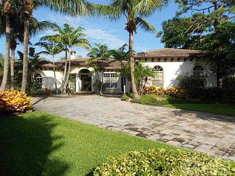 1st image of 2576 Avenue Au Soleil