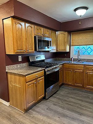 3rd image of 40 Taunton St #1R