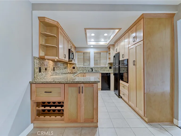661 Avenida Sevilla #B — Photo 12