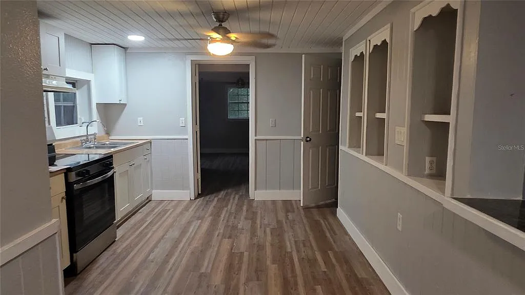 2 bed, 2.0 bath, 816 sqft, $1,175 — Photo 4