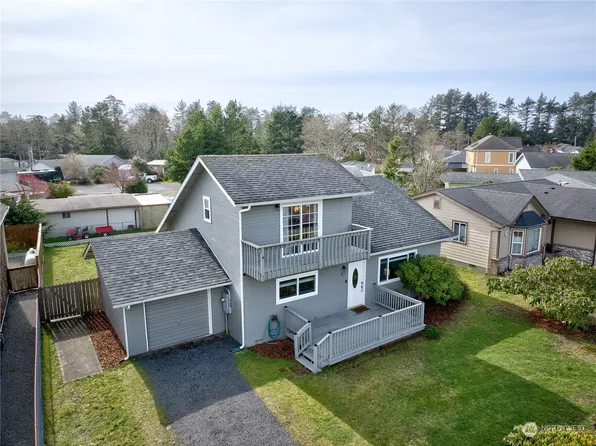 1414 314th Place, Ocean Park, WA 98640