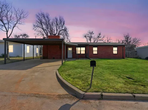 809 NW 33rd St, Lawton, OK 73505