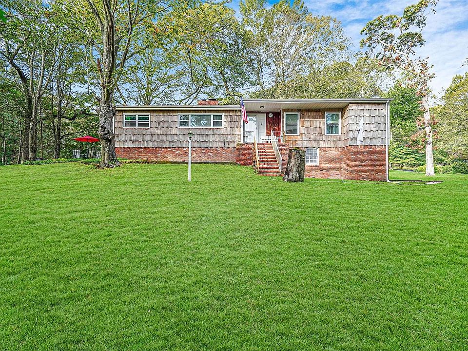 9 Kings Highway, Baiting Hollow, NY 11933 Zillow