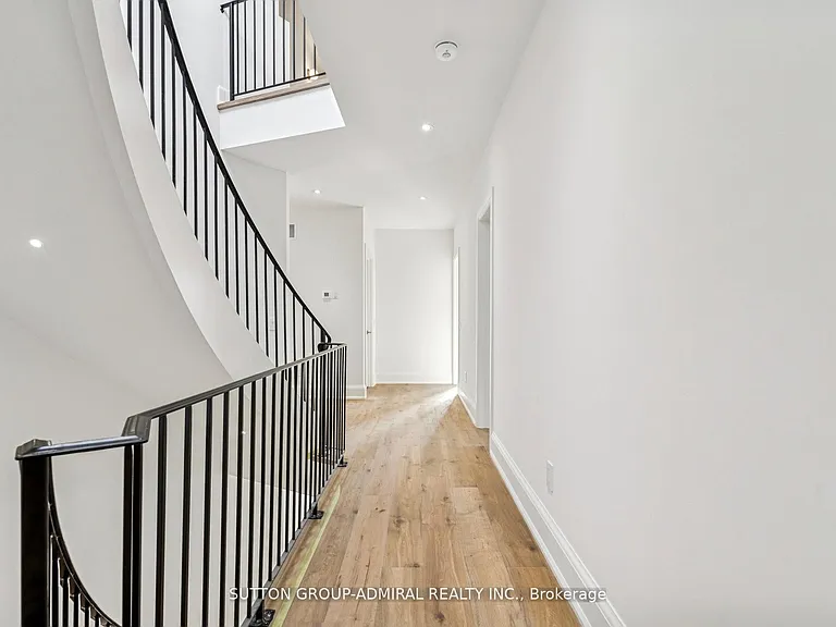 78 Burncrest Dr — Photo 12