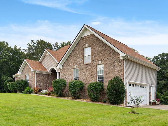4th image of 1554 Rosebury Ln
