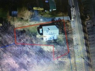 121 Lewallen Rd, Asheboro, NC 27205