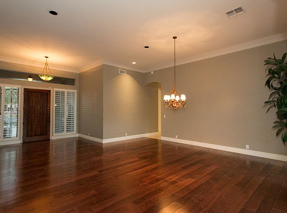 2nd image of 2550 N Castle Rock Dr