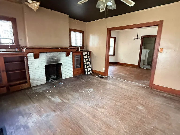 1334 N Edward St — Photo 14