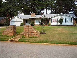 1st image of 104 Arcadia Dr