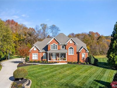 4900 Robdot Dr, Oak Ridge, NC, 27310