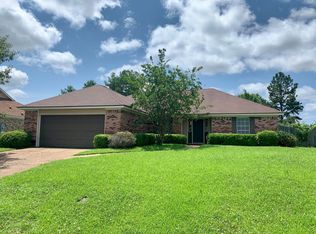 1003 N Azalea Dr, Madison, MS 39110