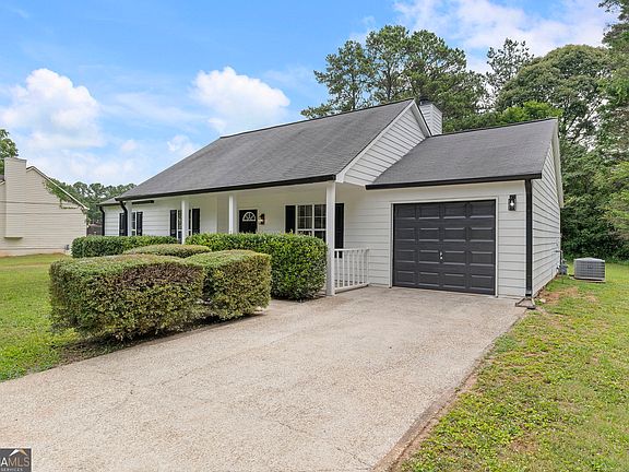 3rd image of 85 Settlers Mill Run