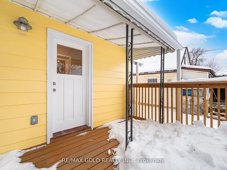 4445 Simcoe St — Photo 40