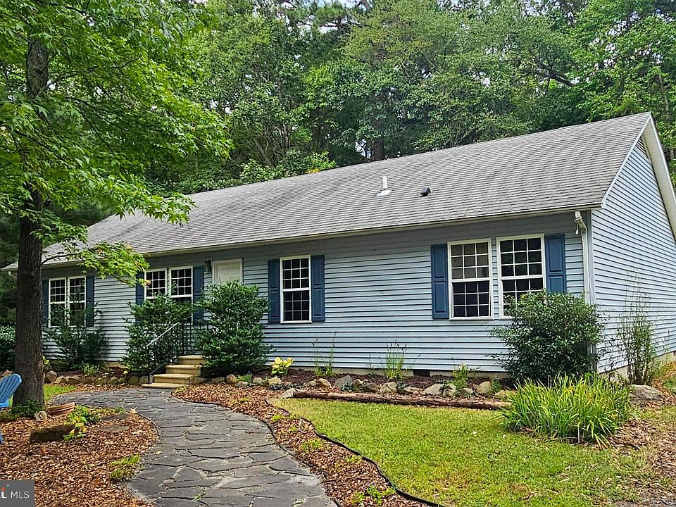 1st image of 20410 Chesapeake Dr