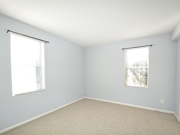 3rd image of 1804 Lee Hwy APT 90
