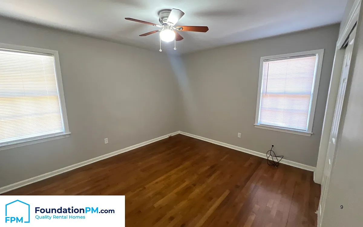 Building Photo - 3503 W Deerwood Ave