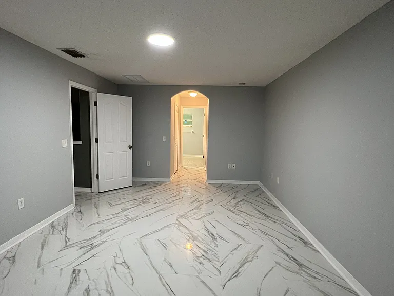 12474 Robin Ave — Photo 9