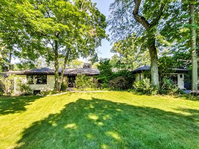 171 Oak Knoll Ter, Highland Park, IL, 60035
