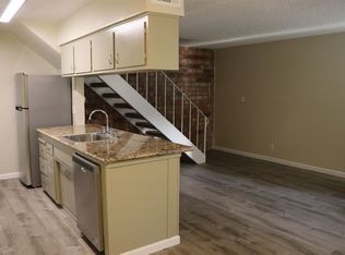 9055 Folsom Blvd APT 3, Sacramento, CA 95826