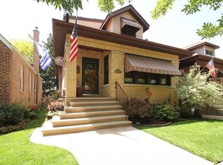 10812 S Avenue M, Chicago, IL 60617