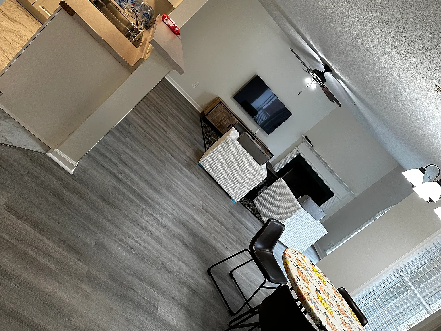 2 bed, 1186 sqft, $1,450 — Photo 1