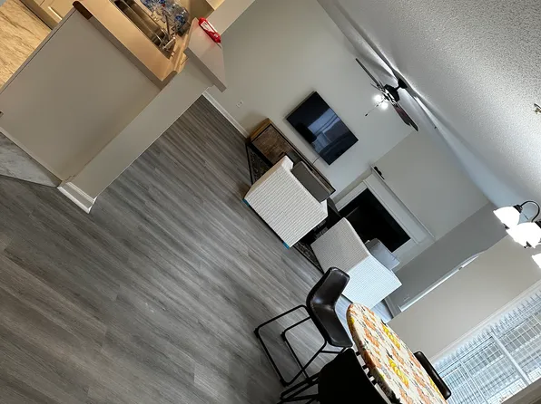 533 Mill Pond Dr, Winston Salem, NC 27106