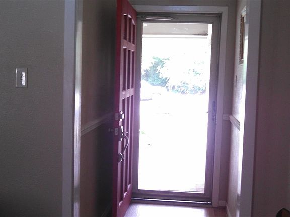 5th image of 505 Sweet Gum St
