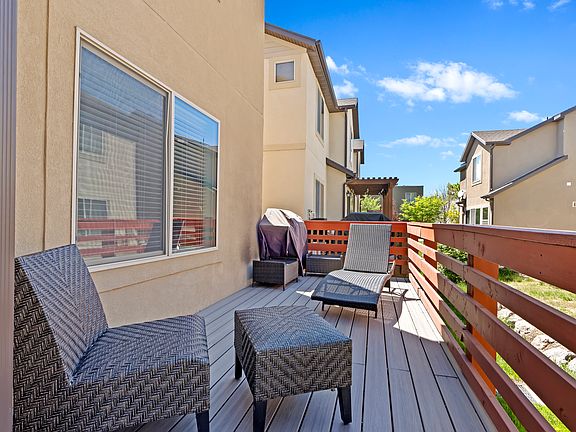 4th image of 411 E Kelsey View Ln