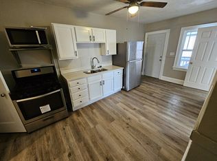 1121 9th St #AVE2E, Rockford, IL 61104