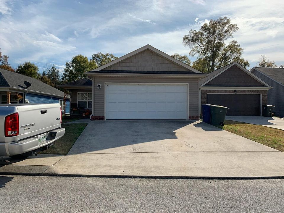 2nd image of 1536 Southernwood Dr