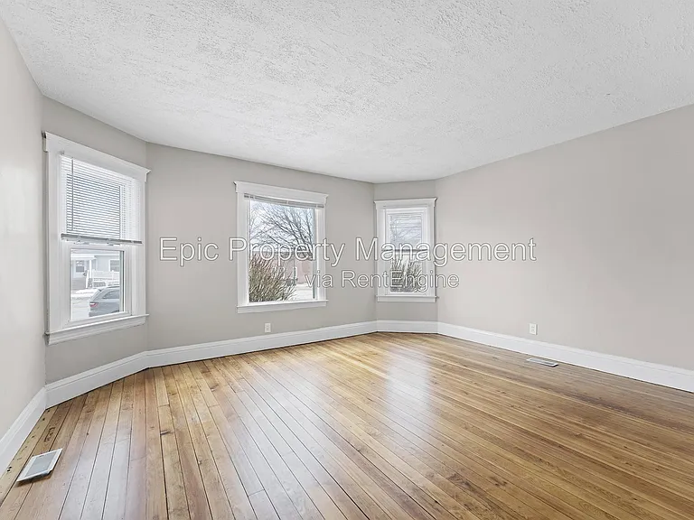 2508 W Jefferson Ave — Photo 6