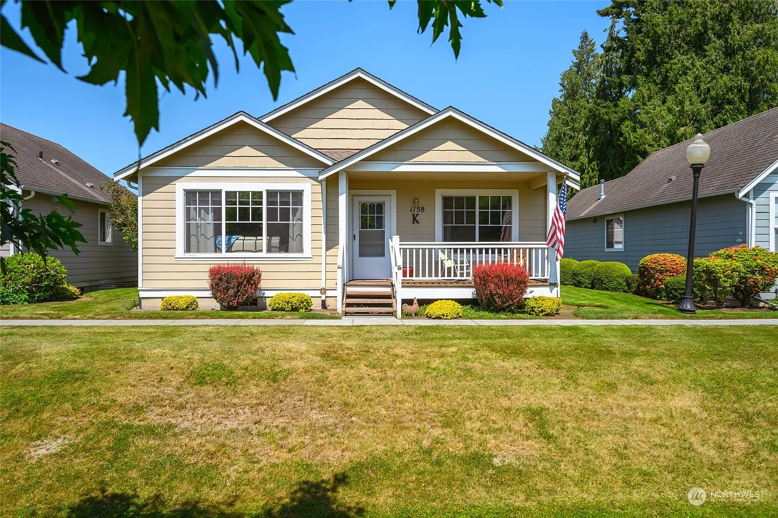 1158 Sinclair Way photo 1