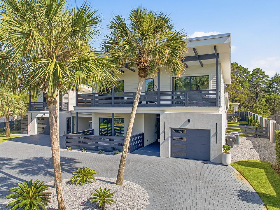 1st image of 114 E Surfside Dr