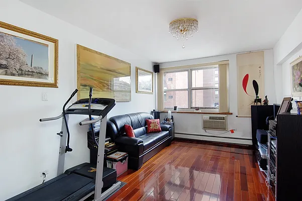 Rented by Corcoran | media 18