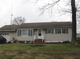 68 Woodrow Ave, Piscataway, NJ 08854
