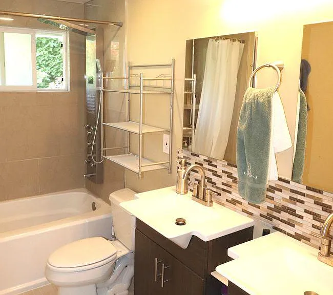1203 E Guiberson St — Photo 4