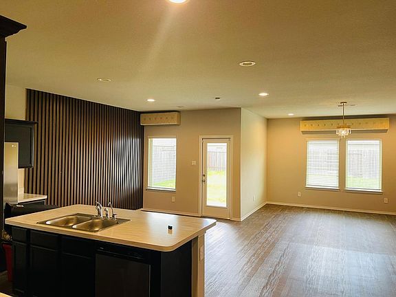 4th image of 5214 Palladium Lilac Ln