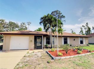 9072 Pineapple Rd, Fort Myers, FL 33967