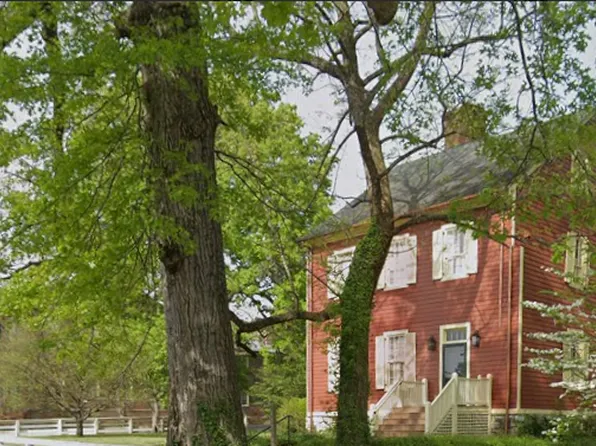 302 Wilkinson St., Frankfort, KY 40601