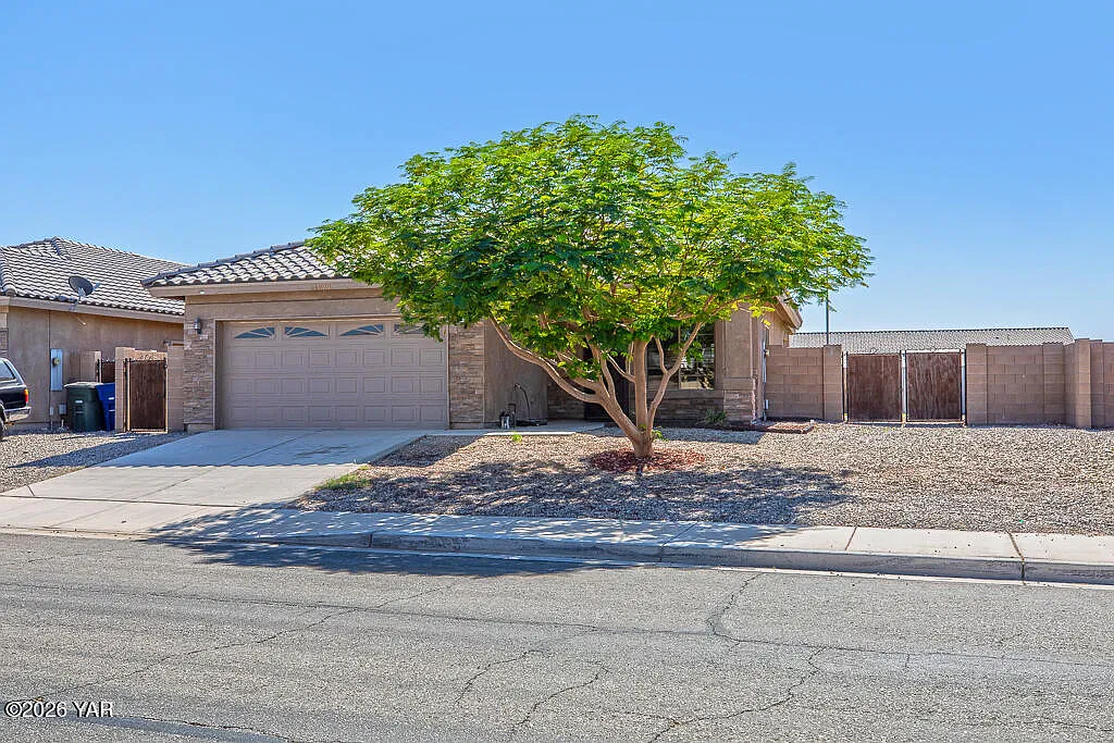 3 bed, 2.0 bath, 1413 sqft, $1,850 — Photo 2