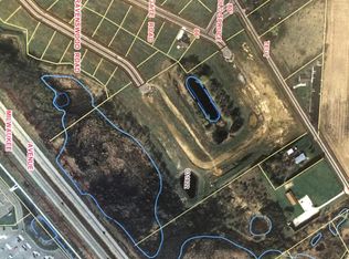 2500 S Teut Rd, Burlington, WI 53105