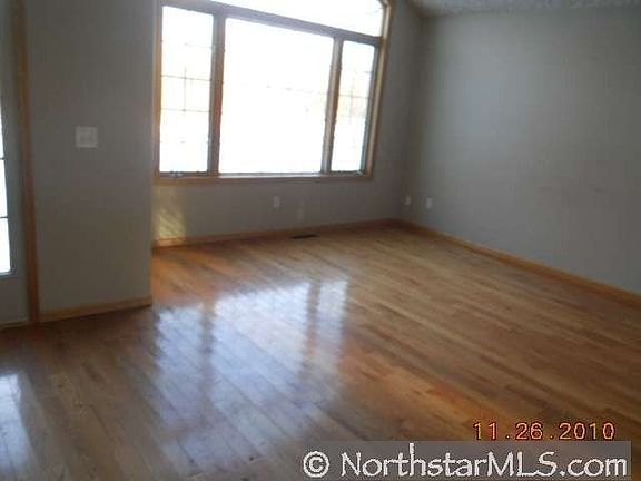 5th image of 20436 Austin St NE