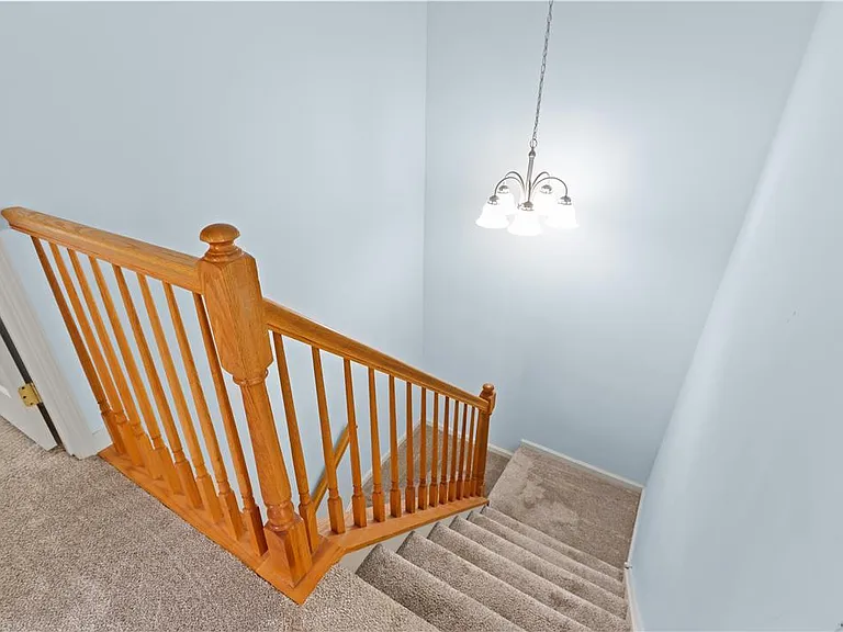 8100 Cross Creek Cir — Photo 20