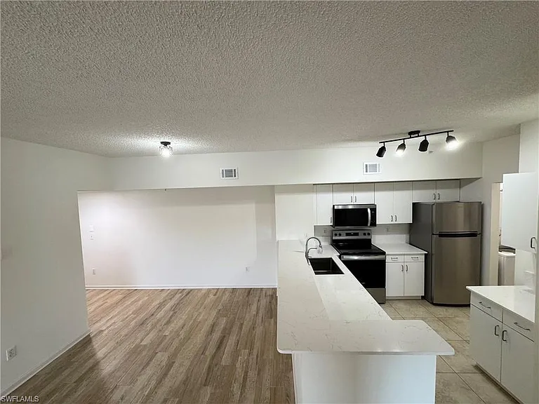 1830 Florida Club Cir #4304 — Photo 5