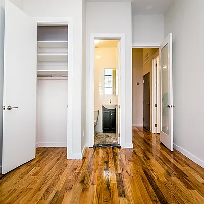 Rented by Nooklyn NYC LLC | media 12