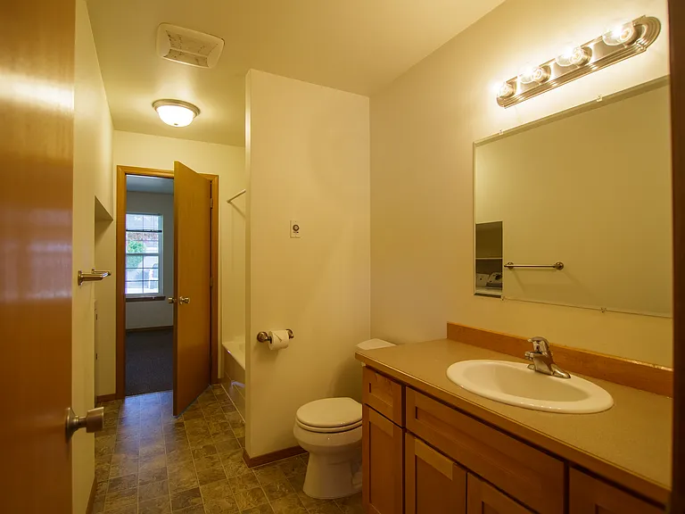 1207 N Willow St #7 — Photo 10