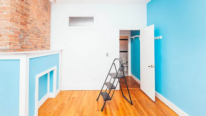 Rented by Nooklyn NYC LLC | media 10