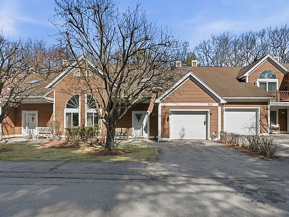 2nd image of 54 Woodland Park Dr